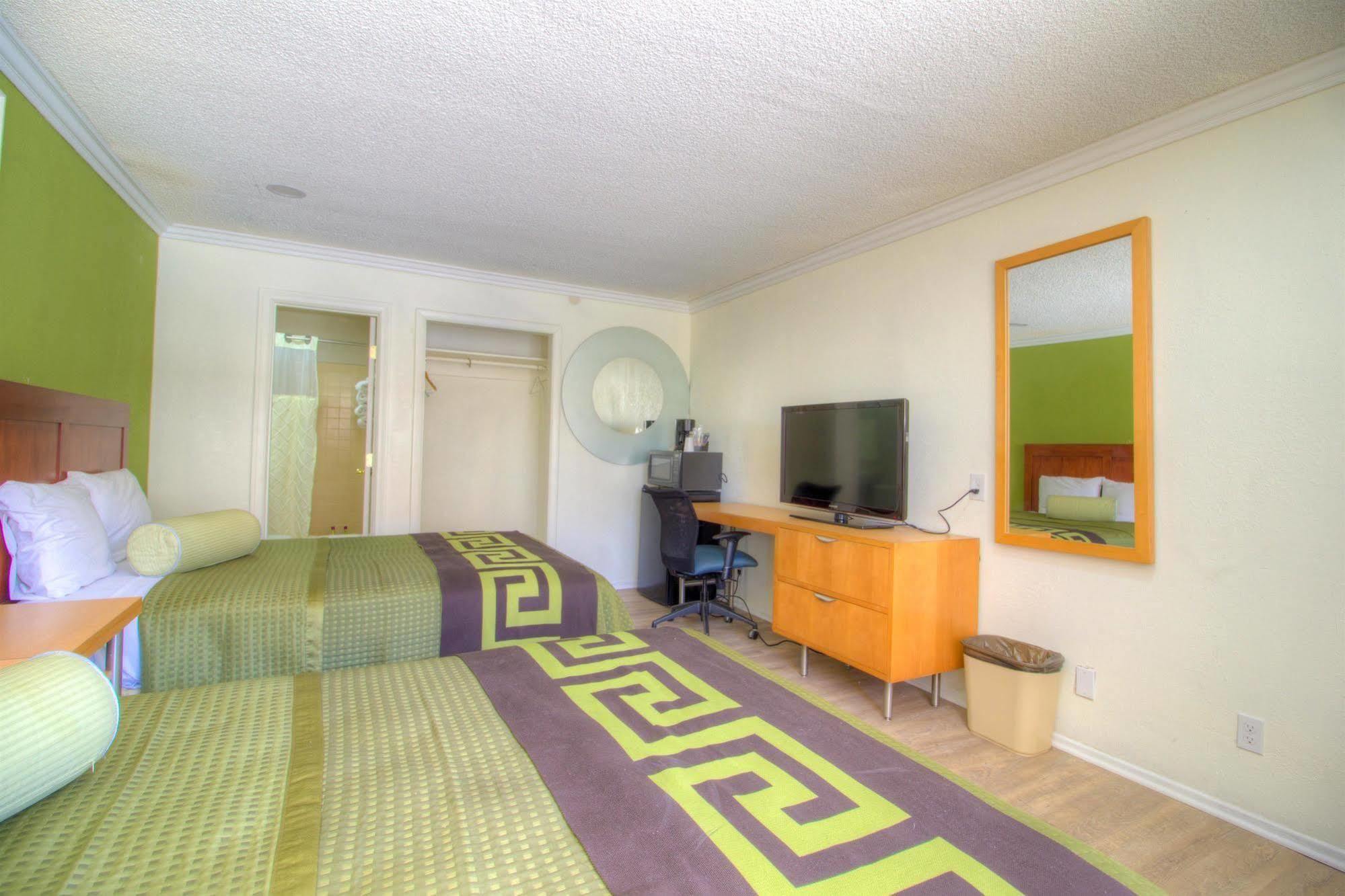 Hotel Ridgecrest An Extended Stay Studio Kültér fotó